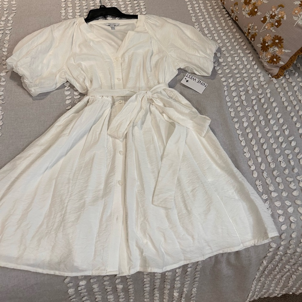NWT Nine West White Puff Sleeve Dress